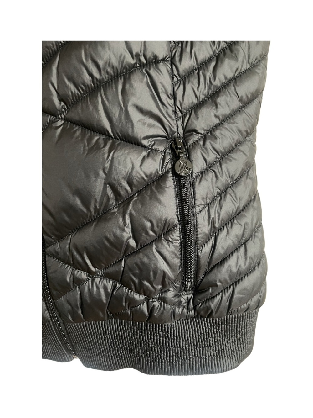 Bernardo Black Quilted Sleeveless Puffer Vest - Picture 6 of 6